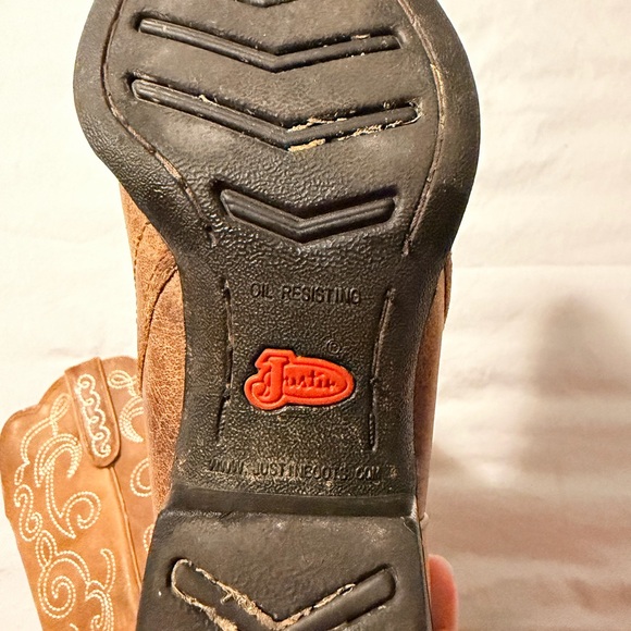 Justin Women's Puma Cowhide Western Boots, model L2703 women’s size 8 - Picture 5 of 7